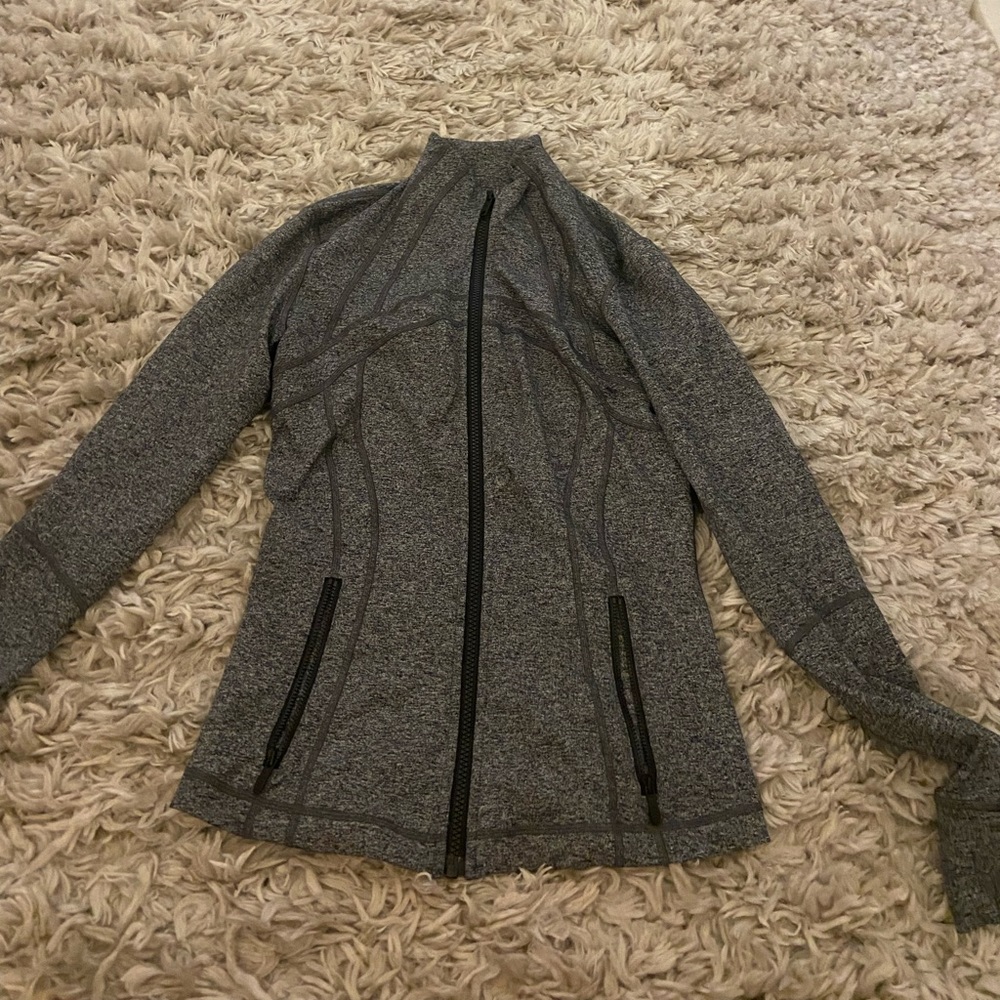 LULULEMON LIKE NEW DEFINE JACKET